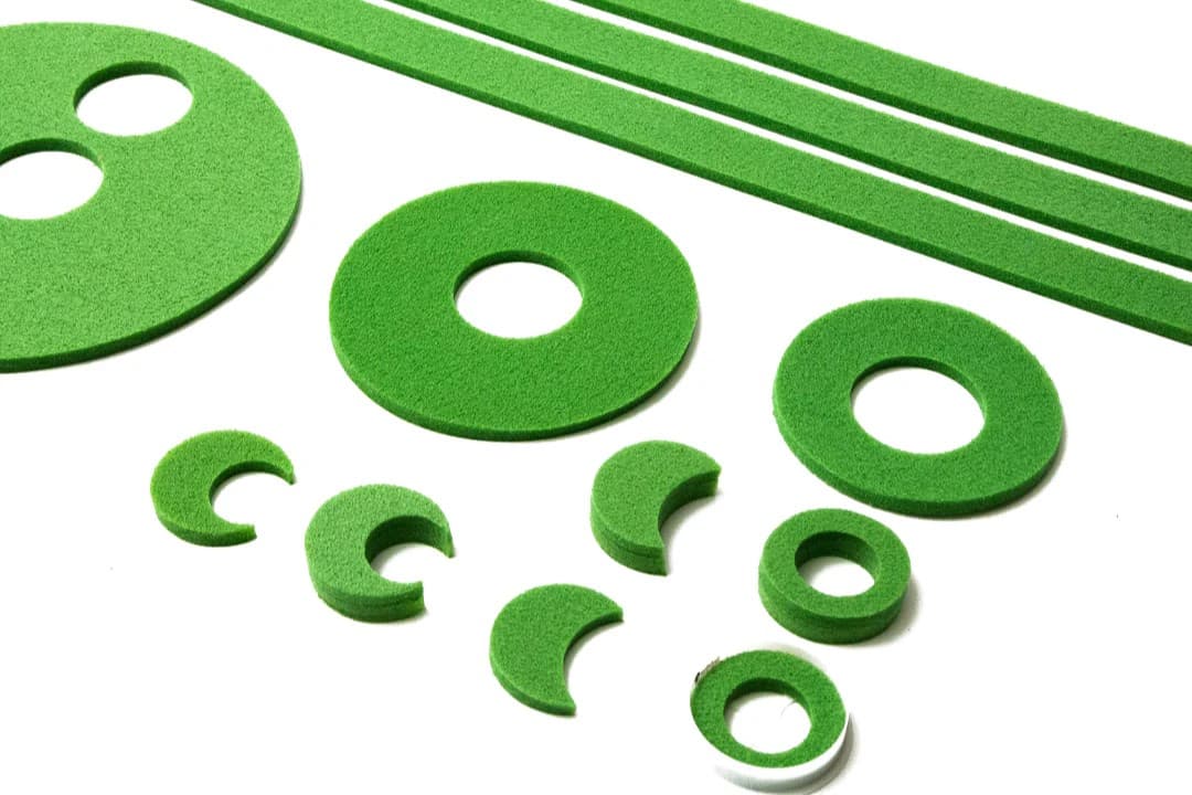 Customizable breaks and cups